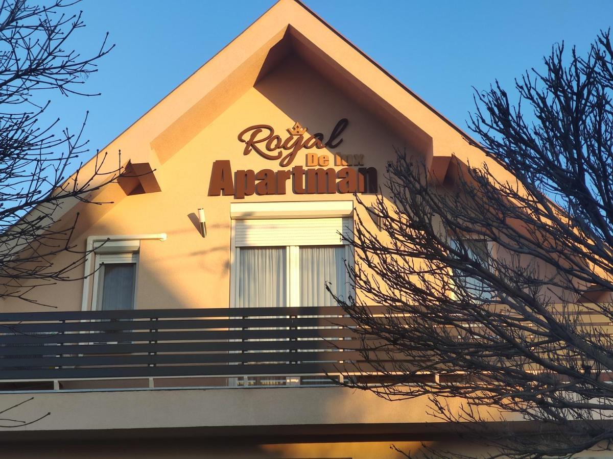 Royal De Lux Διαμέρισμα Hajdúszoboszló Εξωτερικό φωτογραφία